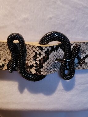 Vegan Black Snake Buckle Reptile Belt - White Snake Print